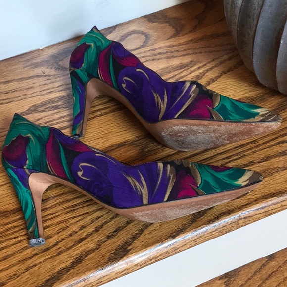 J RENEE Size 6 couture Shoes. - Picture 3 of 7